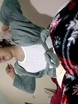 lindasexy-Hot online show from March 7, 2026, 11:35 pm