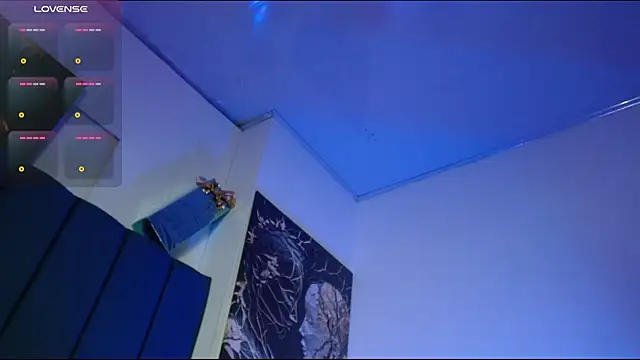 Annie switt online show from October 3, 2025, 11:02 pm