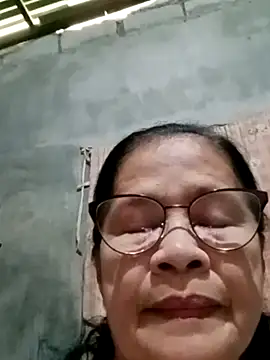 Sweet-Lita50 online show from September 21, 2025, 4:47 am