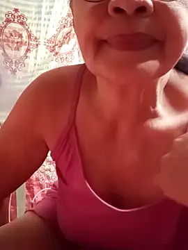 Sweet-Lita50 online show from November 12, 2025, 4:57 am