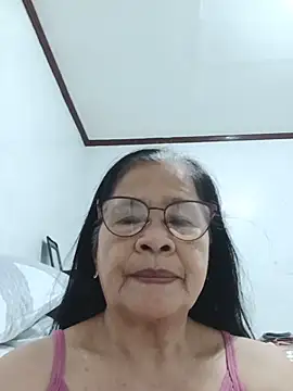 Snapshot of Sweet-Lita50 chatting on May 14, 2026, 2:18 am Sweet-Lita50 online show from May 14, 2026, 2:18 am