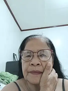 Snapshot of Sweet-Lita50 chatting on June 12, 2026, 8:35 am Sweet-Lita50 online show from June 12, 2026, 8:35 am