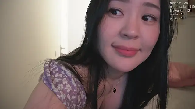 Snapshot of _JiKey_ chatting on January 10, 2025, 6:06 pm JiKey online show from January 10, 2025, 6:06 pm