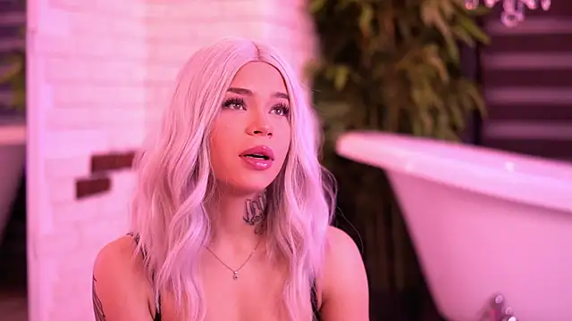 Snapshot of NickyBenz chatting on March 1, 2026, 7:16 pm NickyBenz online show from March 1, 2026, 7:16 pm