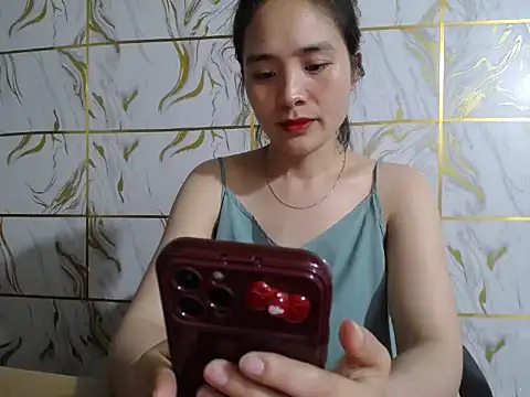 Lyzizi lovely09 online show from April 22, 2026, 12:18 pm