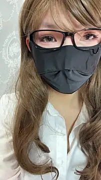 Snapshot of Yiyi-707 chatting on November 17, 2025, 12:55 pm Yiyi-707 online show from November 17, 2025, 12:55 pm