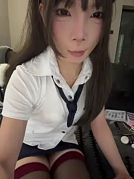 Snapshot of Yiyi-707 chatting on March 6, 2026, 10:12 am Yiyi-707 online show from March 6, 2026, 10:12 am