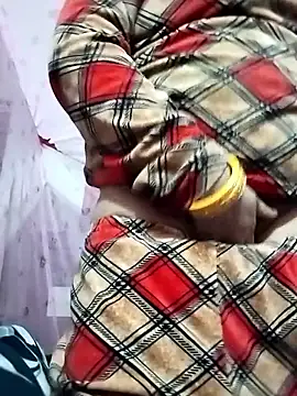 rani8008 online show from February 4, 2026, 6:03 pm