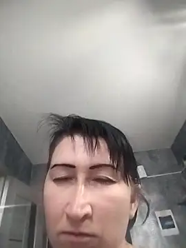 Snapshot of Funny_Karina chatting on September 18, 2025, 9:22 am Funny Karina online show from September 18, 2025, 9:22 am