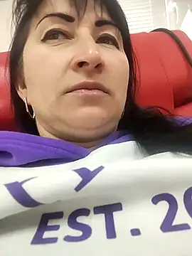 Snapshot of Funny_Karina chatting on October 4, 2025, 11:19 am Funny Karina online show from October 4, 2025, 11:19 am