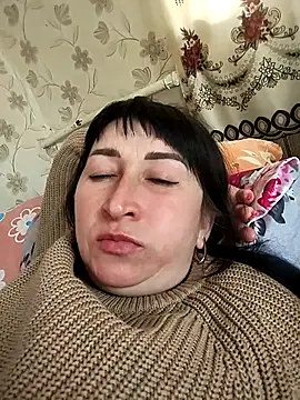 Funny Karina online show from May 4, 2026, 1:40 pm
