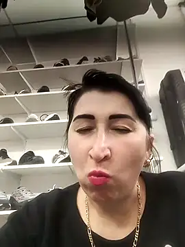 Funny Karina online show from May 11, 2026, 5:21 pm