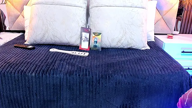 Snapshot of Luna_Naughty1 chatting on October 16, 2025, 2:18 pm Luna Naughty1 online show from October 16, 2025, 2:18 pm