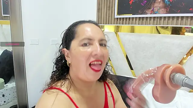 Luna Naughty1 online show from February 14, 2026, 8:05 pm