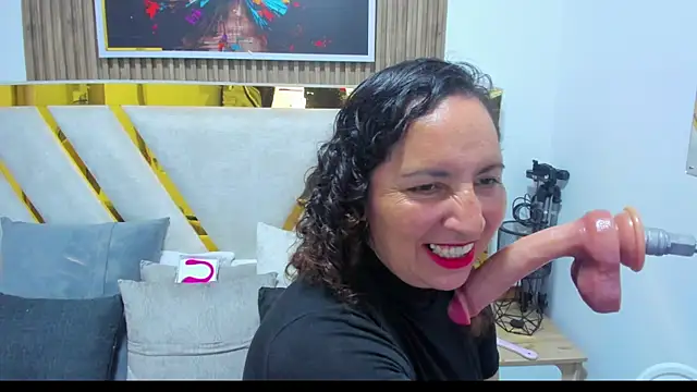 Snapshot of Luna_Naughty1 chatting on July 31, 2026, 7:24 pm Luna Naughty1 online show from July 31, 2026, 7:24 pm