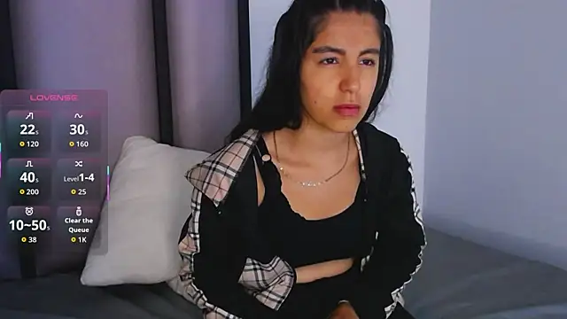 Snapshot of Lucy-23 chatting on September 30, 2025, 4:39 am Lucy-23 online show from September 30, 2025, 4:39 am