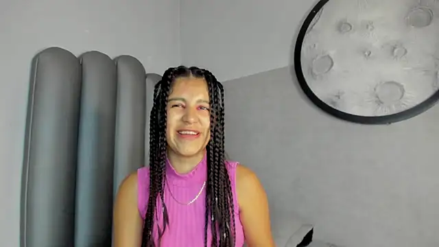 Snapshot of Lucy-23 chatting on April 25, 2026, 4:26 am Lucy-23 online show from April 25, 2026, 4:26 am