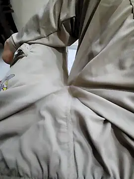 Snapshot of coupleyug chatting on September 16, 2025, 5:47 pm coupleyug online show from September 16, 2025, 5:47 pm