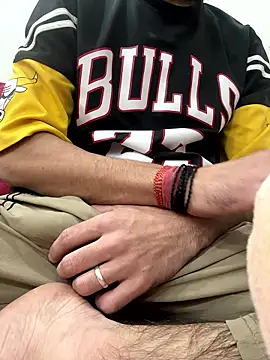 coupleyug online show from January 14, 2026, 12:33 pm