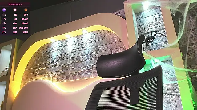 Snapshot of dominic_de_luca chatting on October 30, 2025, 3:30 am dominic de luca online show from October 30, 2025, 3:30 am