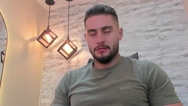 Snapshot of dominic_de_luca chatting on June 24, 2026, 12:37 pm dominic de luca online show from June 24, 2026, 12:37 pm