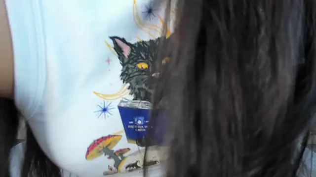 Snapshot of MeryCoors chatting on October 1, 2025, 1:06 pm MeryCoors online show from October 1, 2025, 1:06 pm