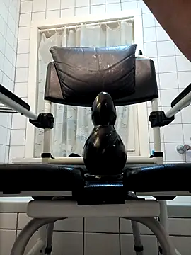 toywood online show from February 2, 2026, 8:40 pm