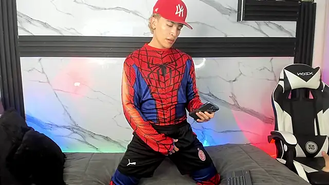 Snapshot of Saimonvela chatting on October 24, 2025, 3:47 am Saimonvela online show from October 24, 2025, 3:47 am