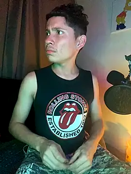 Snapshot of elfernh chatting on September 29, 2025, 5:23 am elfernh online show from September 29, 2025, 5:23 am