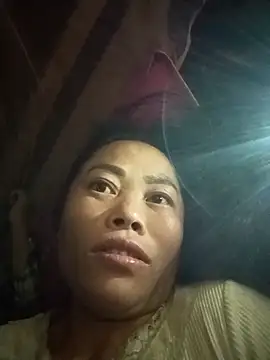 CoMay003 online show from November 27, 2025, 8:00 pm