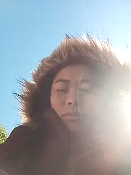 CoMay003 online show from November 29, 2025, 3:09 am