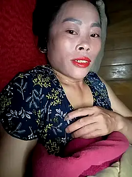 CoMay003 online show from December 20, 2025, 1:18 pm