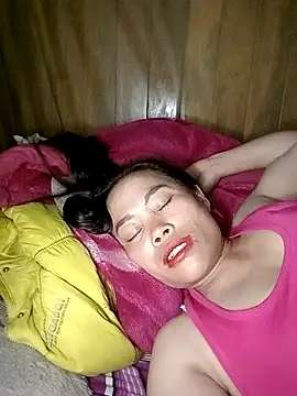 CoMay003 online show from February 12, 2026, 10:54 am