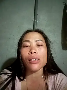 CoMay003 online show from April 22, 2026, 12:39 pm