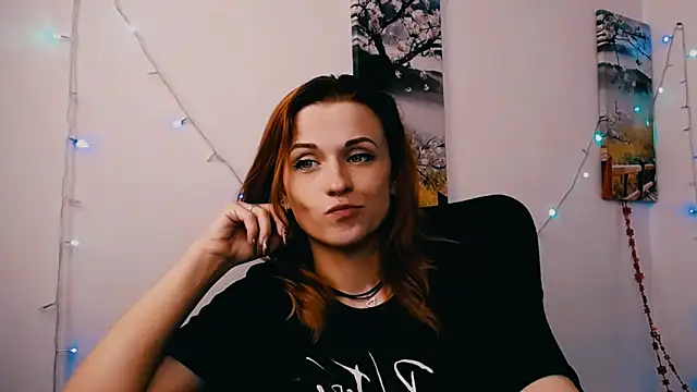 Snapshot of PeppyMia chatting on June 4, 2026, 6:19 am PeppyMia online show from June 4, 2026, 6:19 am