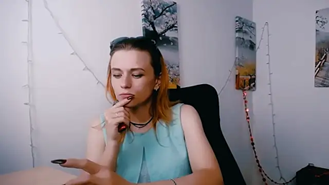 PeppyMia online show from June 24, 2026, 6:18 pm