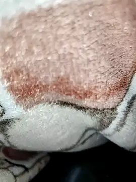 Snapshot of Kartik200798 chatting on October 6, 2025, 1:47 am Kartik200798 online show from October 6, 2025, 1:47 am