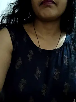 Snapshot of spicysuhana chatting on May 22, 2026, 1:57 am spicysuhana online show from May 22, 2026, 1:57 am