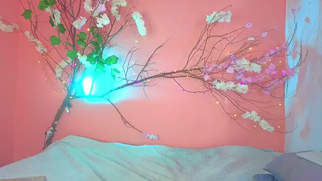 Cristal hott1 online show from February 11, 2026, 9:36 am