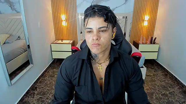 Snapshot of KAROLLJONES1 chatting on June 9, 2026, 7:03 pm KAROLLJONES1 online show from June 9, 2026, 7:03 pm
