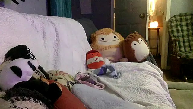 goddessmissmia online show from September 12, 2025, 11:21 am