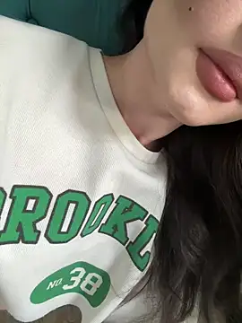 solaradevitta888 online show from February 5, 2026, 4:28 am