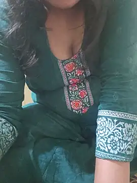 Lusty sensual Jodi online show from July 18, 2026, 3:05 pm