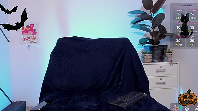 Room 69x online show from October 24, 2025, 3:47 am