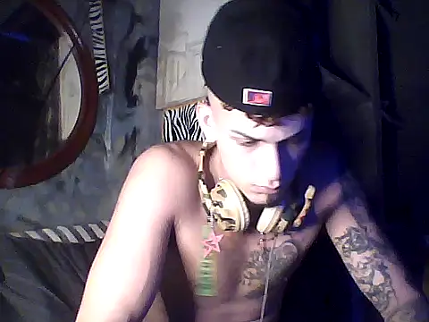 crisrummer online show from October 21, 2025, 12:28 pm