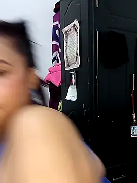 Snapshot of linda_luna29 chatting on October 4, 2025, 2:53 am linda luna29 online show from October 4, 2025, 2:53 am