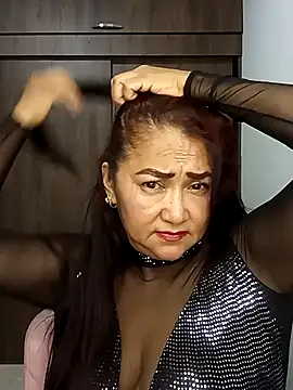 Snapshot of linda_luna29 chatting on December 14, 2025, 7:36 am linda luna29 online show from December 14, 2025, 7:36 am