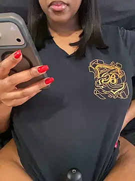 Sipsdoll online show from June 19, 2026, 8:07 am