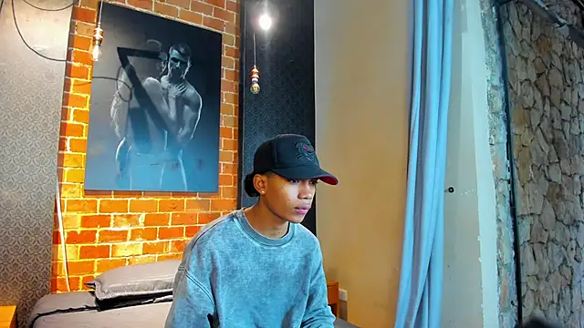 AlanCutee online show from November 5, 2025, 11:43 am