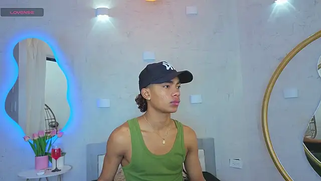 Snapshot of AlanCutee chatting on May 17, 2026, 1:51 pm AlanCutee online show from May 17, 2026, 1:51 pm